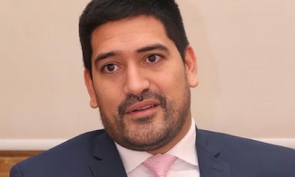 Legislador alerta sobre uso de fondos del IPS en empresa proveedora del Estado - OviedoPress