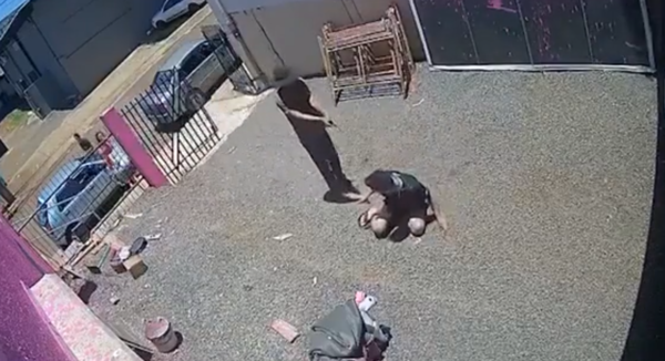 Agredió a su exnovia y terminó muerto a tiros por su padre