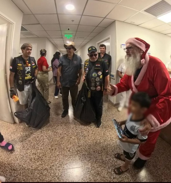 Popular / Motociclistas llevaron rory a mitakuéra en el Hospital de Itapúa