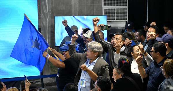 La Nación / Nasry Asfura mantiene leve ventaja en conteo de votos en Honduras