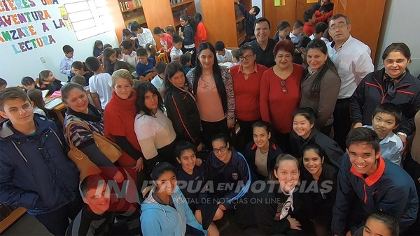 INAUGURAN BIBLIOTECA PÚBLICA EN LA PAZ