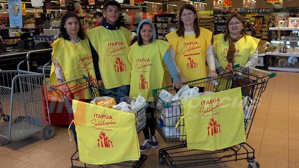 UCI DICE SÍ A ITAPUA SOLIDARIA REÚNE DONACIONES EN LOS SUPERMERCADOS.