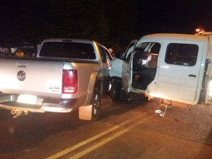 TRINIDAD: COLISIÓN FRONTAL DEJA DOS HERIDOS SOBRE LA RUTA 6.