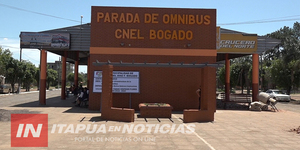 REFACCIONAN PARADA DE ÓMNIBUS DE CNEL. BOGADO.