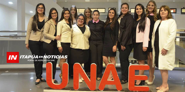 UNAE: INNOVACIONES EN DEFENSA DE TESIS DE LA CARRERA DE LIC. EN DISEÑO DE MODAS