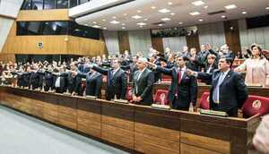 SENADO DEROGA LEY QUE AUMENTABA REQUERIMIENTOS PARA LA PÉRDIDA DE INVESTIDURA