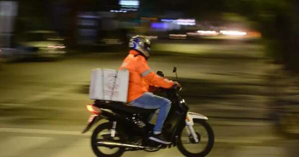 La Nación / Proponen regular aplicaciones de gastronomía por demoras en entregas