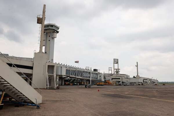 AUDIO: “Hay interés de algunas compañías aéreas para realizar vuelos chárter durante el Mundial”, afirman desde DINAC - La Primera Mañana - ABC Color