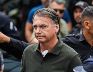 Bolsonaro salió de la cárcel para someterse a dos intervenciones quirúrgicas en Navidad