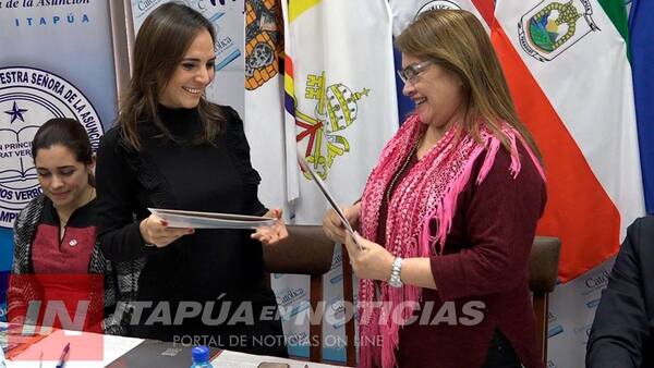 UCI Y  ADEC  FIRMAN CONVENIO PARA IMPULSAR ACCIONES CONJUNTAS