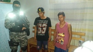 DETIENEN A DOS JÓVENES Y RECUPERAN OBJETOS ROBADOS EN ARROYO PORA