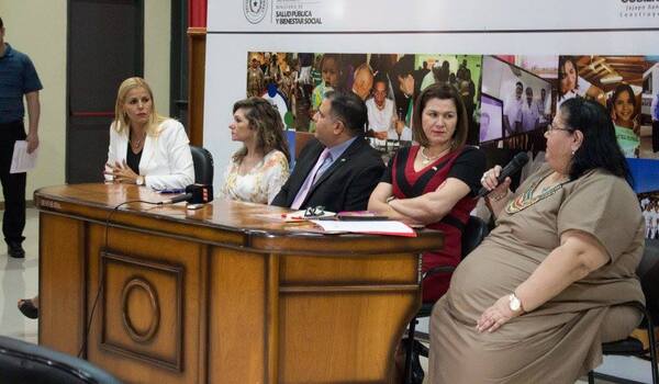 PARA VIAJAR A ZONAS DE RIESGO DE BRASIL ES OBLIGATORIO EL CARNET DE VACUNACIÓN CONTRA LA FIEBRE AMARRILLA