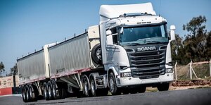 MOPC CONVOCA A GREMIOS DE CAMIONEROS PARA TRATAR EL INGRESO DE LOS BITRENES