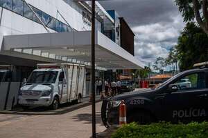 Bolsonaro abandona temporalmente su sitio de reclusión para una cirugía en Navidad - Mundo - ABC Color