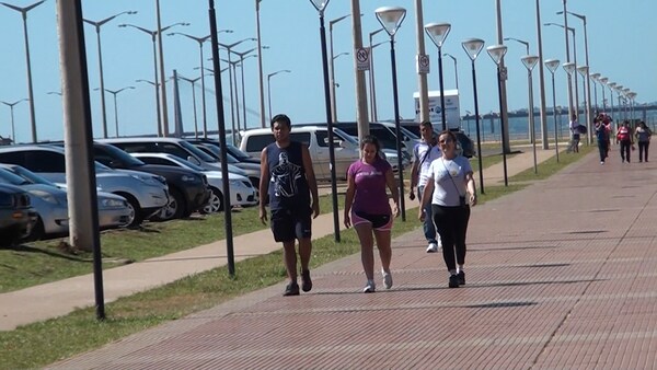 Refuerzan seguridad en la Costanera de Encarnación durante Nochebuena y Navidad