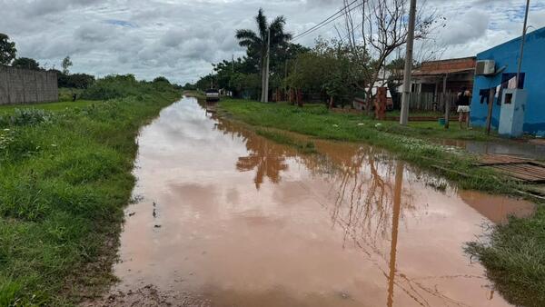 Calles anegadas y viviendas inundadas en Santa María - Concepción al Día