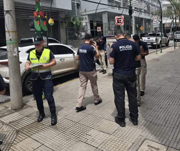 Asalto a Cambista de 73 Años en el Microcentro de Asunción