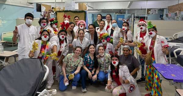 Diario HOY | Voluntarios Payasonrisas llevaron alegría a hospitales en la víspera de la Navidad