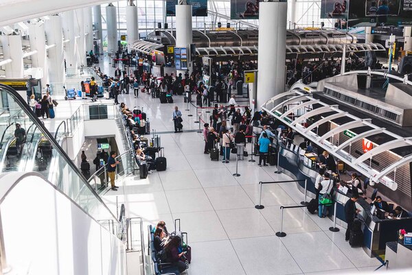 Aerolíneas de EE.UU. prevén un récord de pasajeros durante estas vacaciones