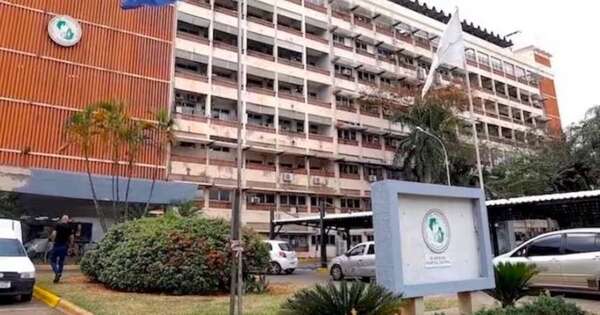 La Nación / Hospital Central del IPS registra el primer nacimiento de la Navidad