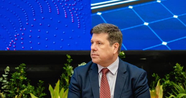 Giménez dice que el Pettirossi batió un récord histórico de pasajeros por el grado de inversión