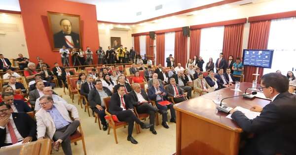 La Nación / Financiamiento político: resaltan esfuerzo del Partido Colorado en control y transparencia