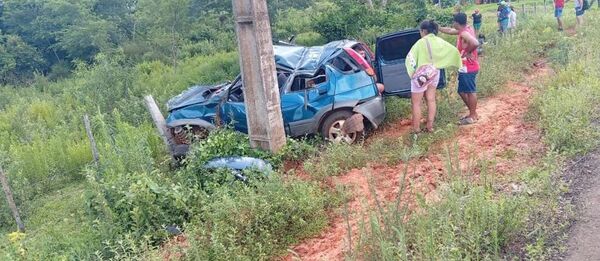 Aparatoso vuelco sin víctimas fatales en San Josemí - Concepción al Día