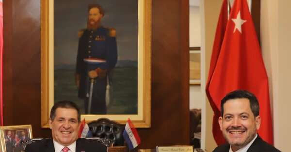 La Nación / Sondeo destaca a Cartes con imagen muy buena