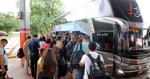 La Nación / En estación de buses llegarán medio millón de pasajeros
