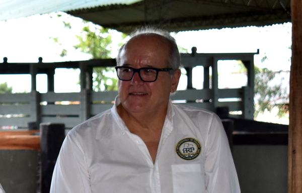 Calixto Saguier: “Tenemos que sincerarnos y ver que no estamos listos para levantar la vacunación”