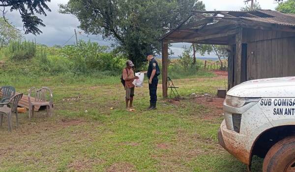 No fue Papá Noel: Fueron los uniformados llevando alegría