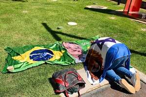 Cómo está Jair Bolsonaro tras su cirugía navideña - Mundo - ABC Color