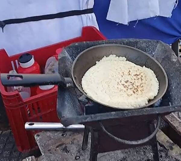 Venta de mbejú alimenta sus sueños