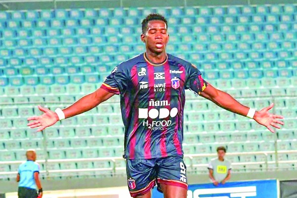 Olimpia busca un nuevo "9" tras caerse lo de Rodríguez