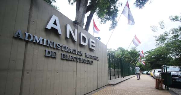 Diario HOY | ANDE mejora servicio eléctrico a más de 8.300 clientes en Asunción