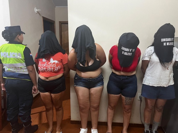 Cuatro mujeres detenidas tras violento atropello de domicilio y agresión en Arroyo Porã