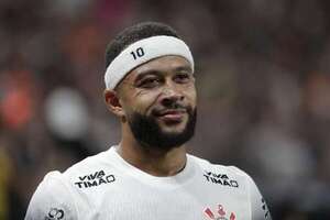 Memphis lanza canción con mensajes a sus críticos tras ganar la Copa Brasil - Fútbol Internacional - ABC Color