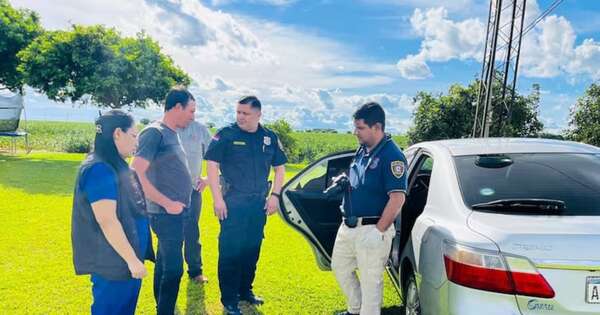 La Nación / Niña muere asfixiada al quedar encerrada en el auto de sus padres