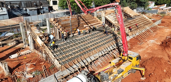Guaraní ilusiona a su gente y muestra los avances de su nuevo estadio en Dos Bocas