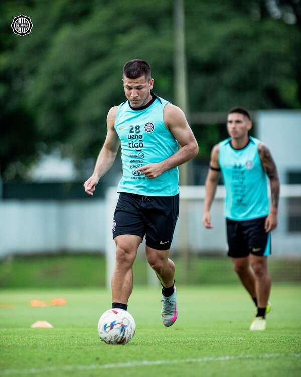 Juanfer Alfaro, cerca de Olimpia; ¿y Hugo Quintana? - Olimpia - ABC Color