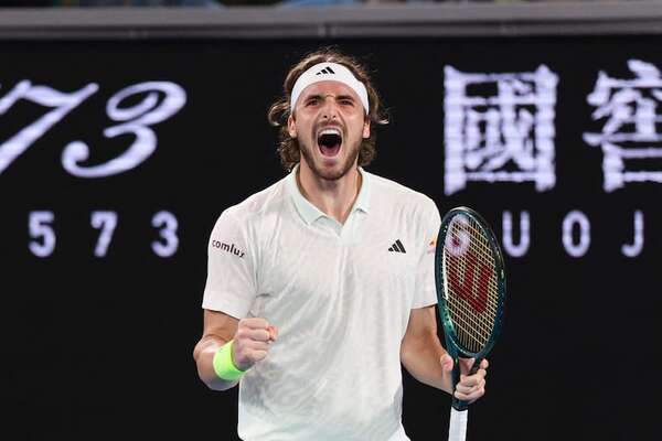 Tsitsipas cambia de raqueta para regresar al top ten - Tenis - ABC Color