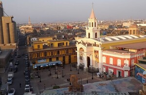 Un récord de más de 30 candidatos postulan a las presidenciales de Perú