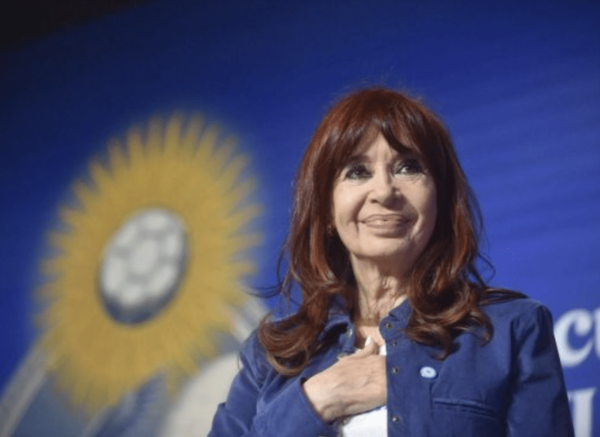 Cristina Fernández sigue internada tras cirugía urgente