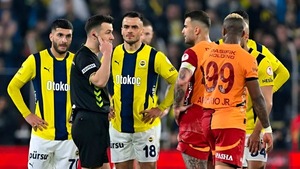 Escándalo de apuestas ilegales sacude al fútbol turco