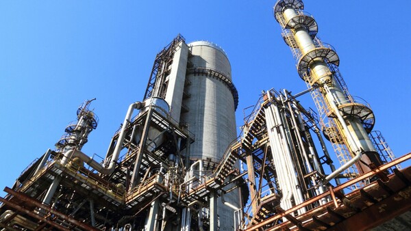 Los precios del crudo cierran a la baja