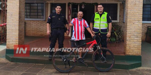 POLICÍAS RECUPERAN BICICLETA ROBADA EN ZONA DE LA COSTANERA