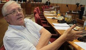 Adolfo Ferreiro advierte una crisis profunda del sistema democrático