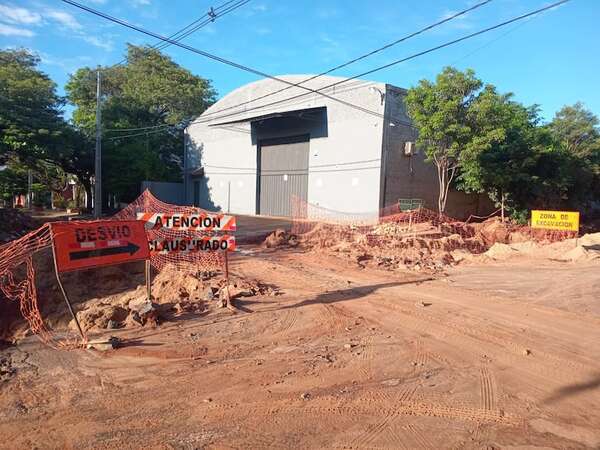 Termina el año y las obras en San Pablo siguen inconclusas, con calles rotas y accidentes - Nacionales - ABC Color