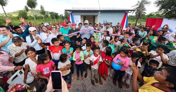 La Nación / Cerrando el año, 166 familias recibieron su vivienda de la mano del Gobierno
