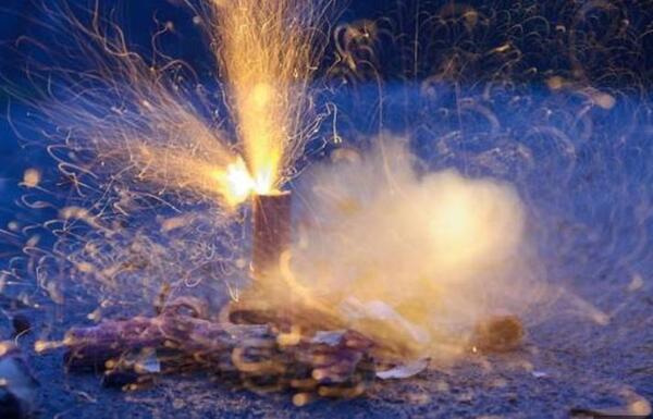 Dos hermanitas sufren graves quemaduras tras manipular petardos en Capitán Bado